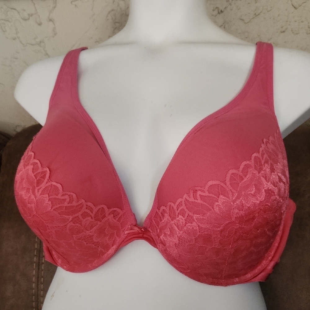 Cacique 50C Elegant Pink Lace Bra